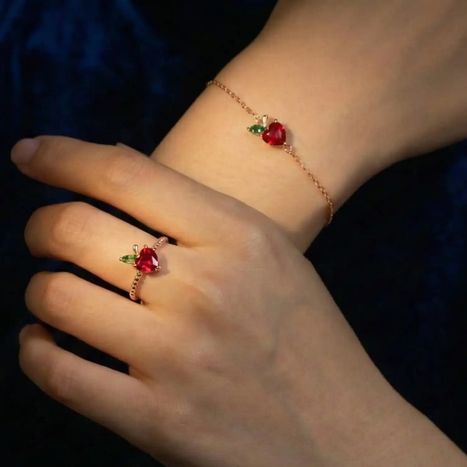 ringandbraceletapple12 (1)_compressed (1)